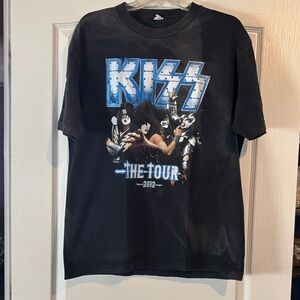 Kiss 2012 concert Tshirt fading in spots looks the dyed by sun